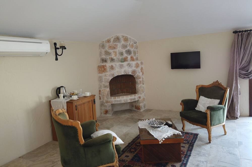 Photo of Livingroom in Uzunyurt