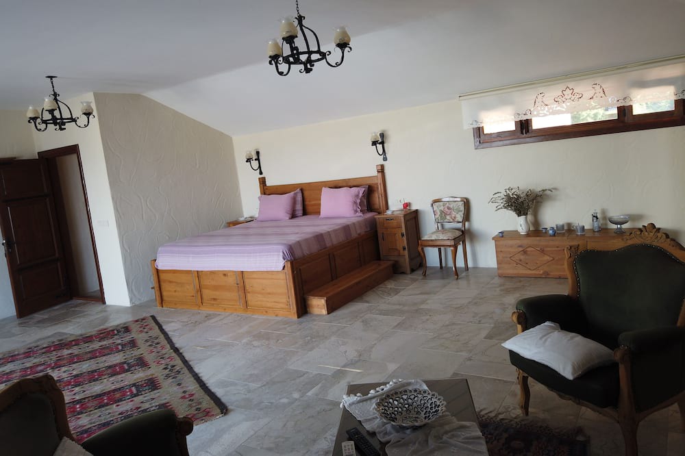 Photo of Bedroom in Uzunyurt