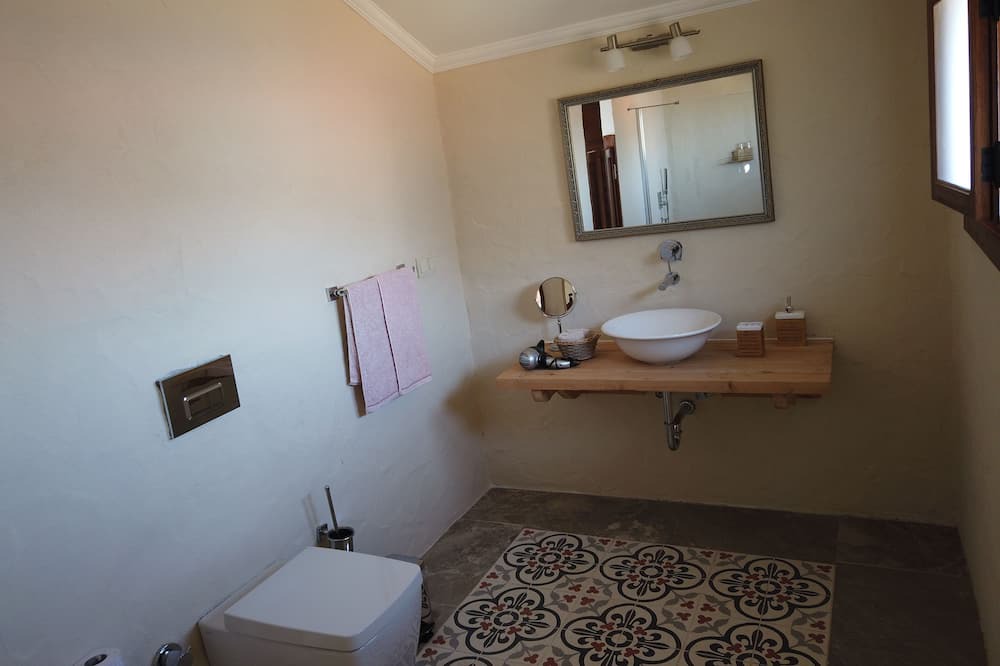 Photo of Bathroom in Uzunyurt