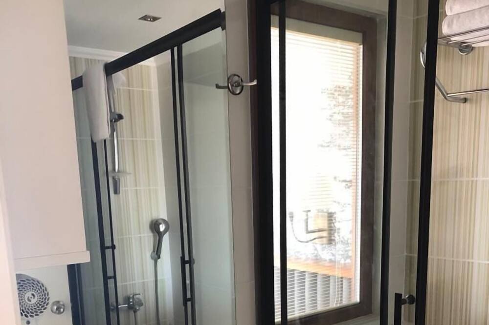 Photo of Bathroom in Bayramoglu Mahallesi