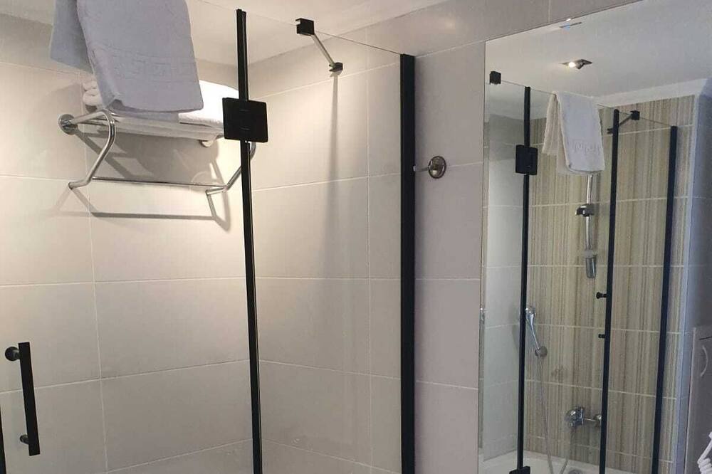 Photo of Bathroom in Bayramoglu Mahallesi