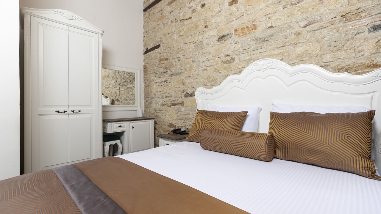 Photo of Bedroom in Yenifoca