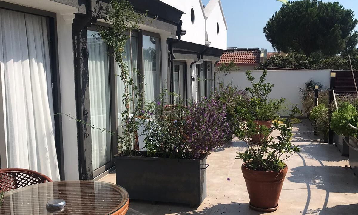 Photo of Patio Balcony in Oludeniz City Center