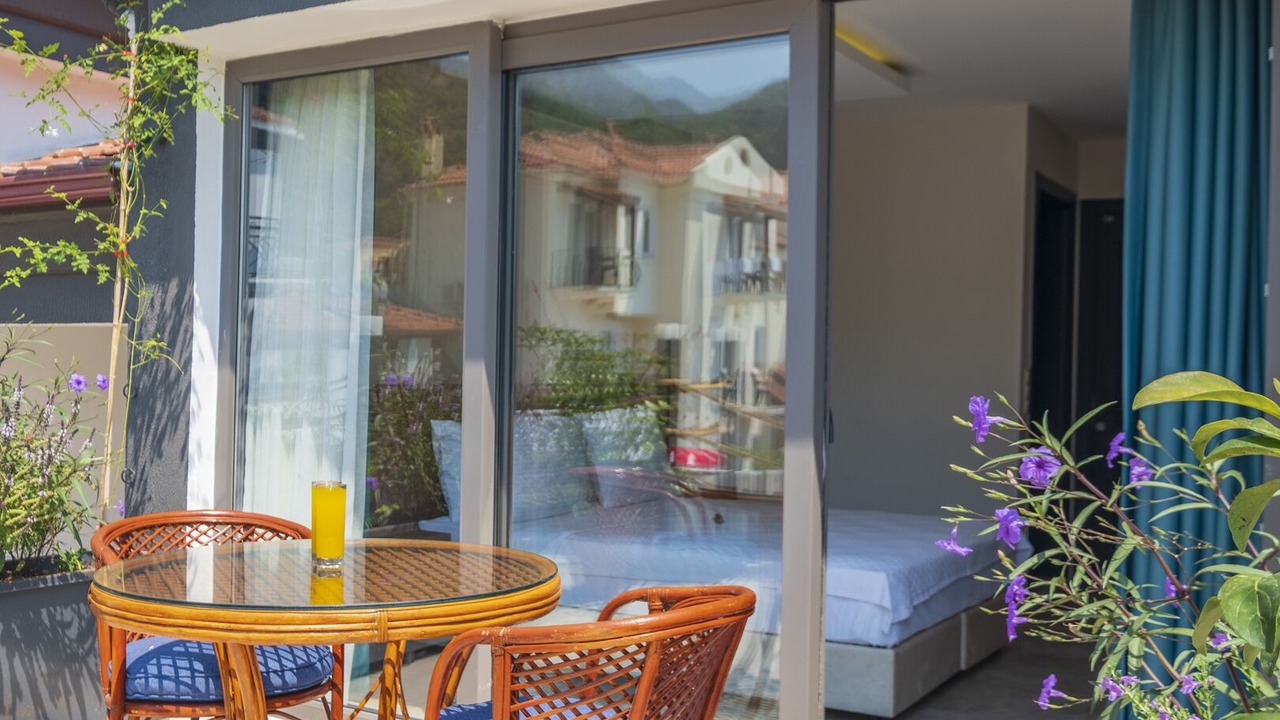 Photo of Patio Balcony in Oludeniz City Center