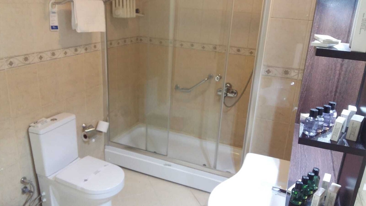 Photo of Bathroom in Yunusemre