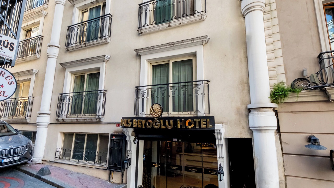 Photo of Outdoor in Pera