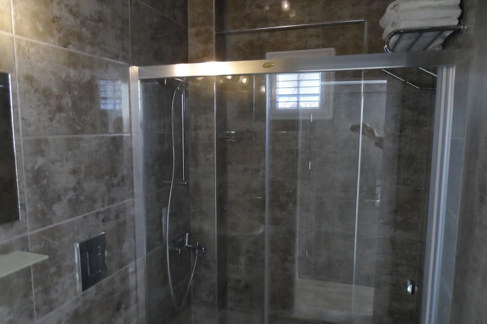 Photo of Bathroom in Dikili