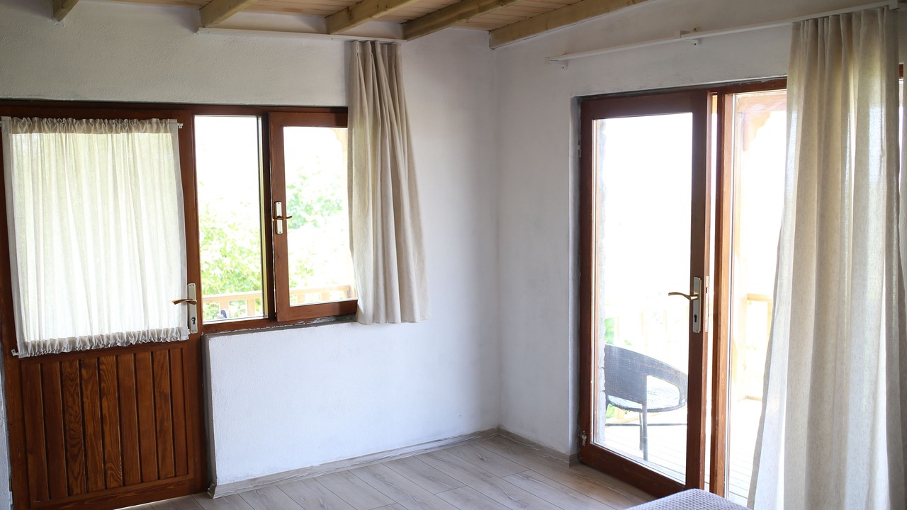 Photo of Bedroom in Behram