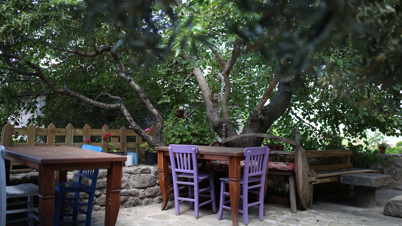 Photo of Livingroom in Behram