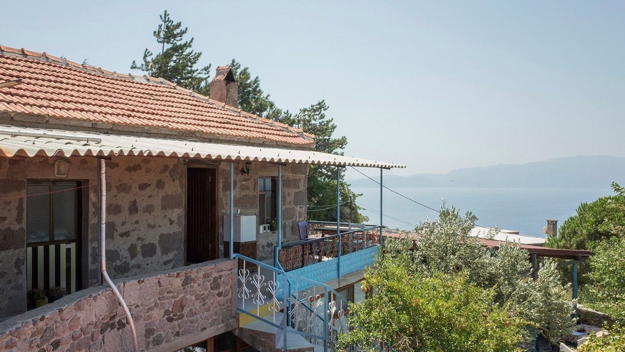 Photo of Outdoor in Behram