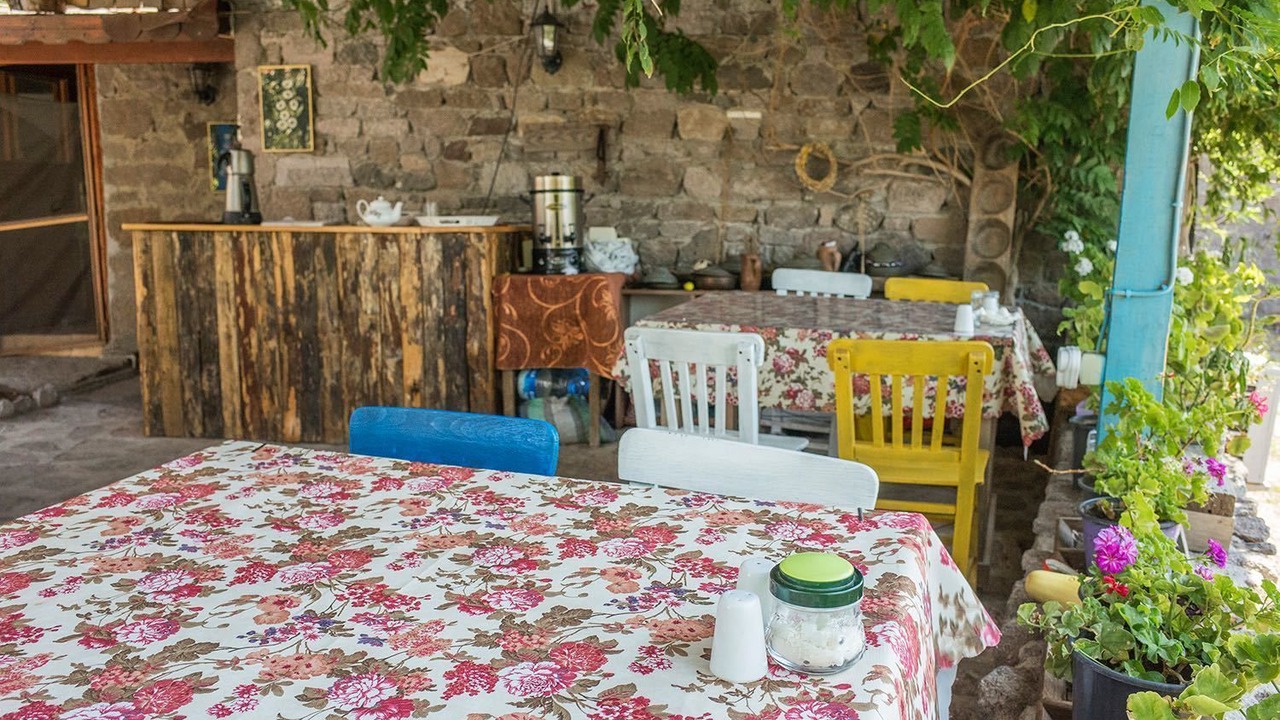 Photo of Outdoor in Behram
