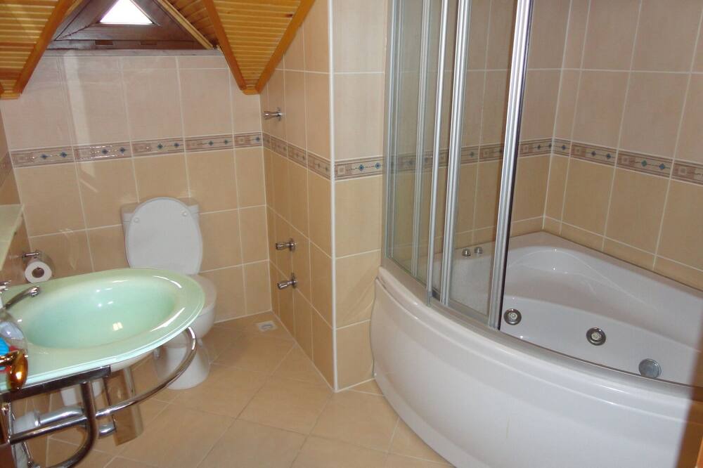 Photo of Bathroom in Ciftlik