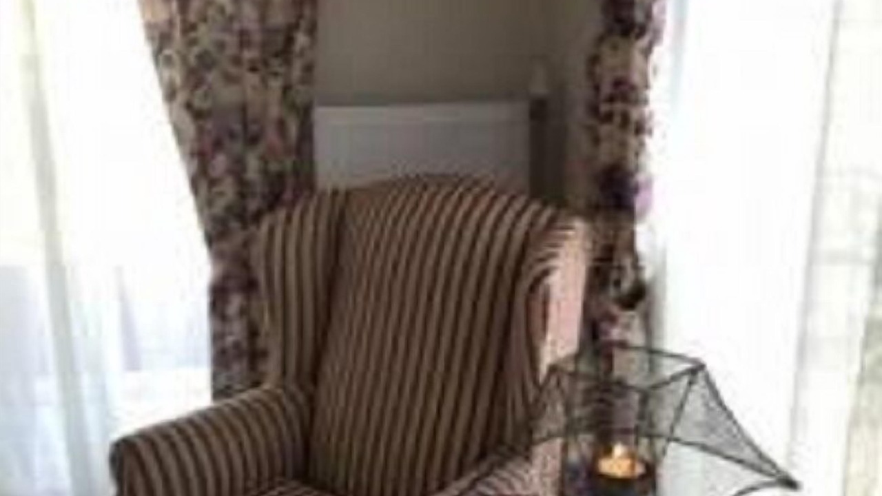 Photo of Bedroom in Ezine