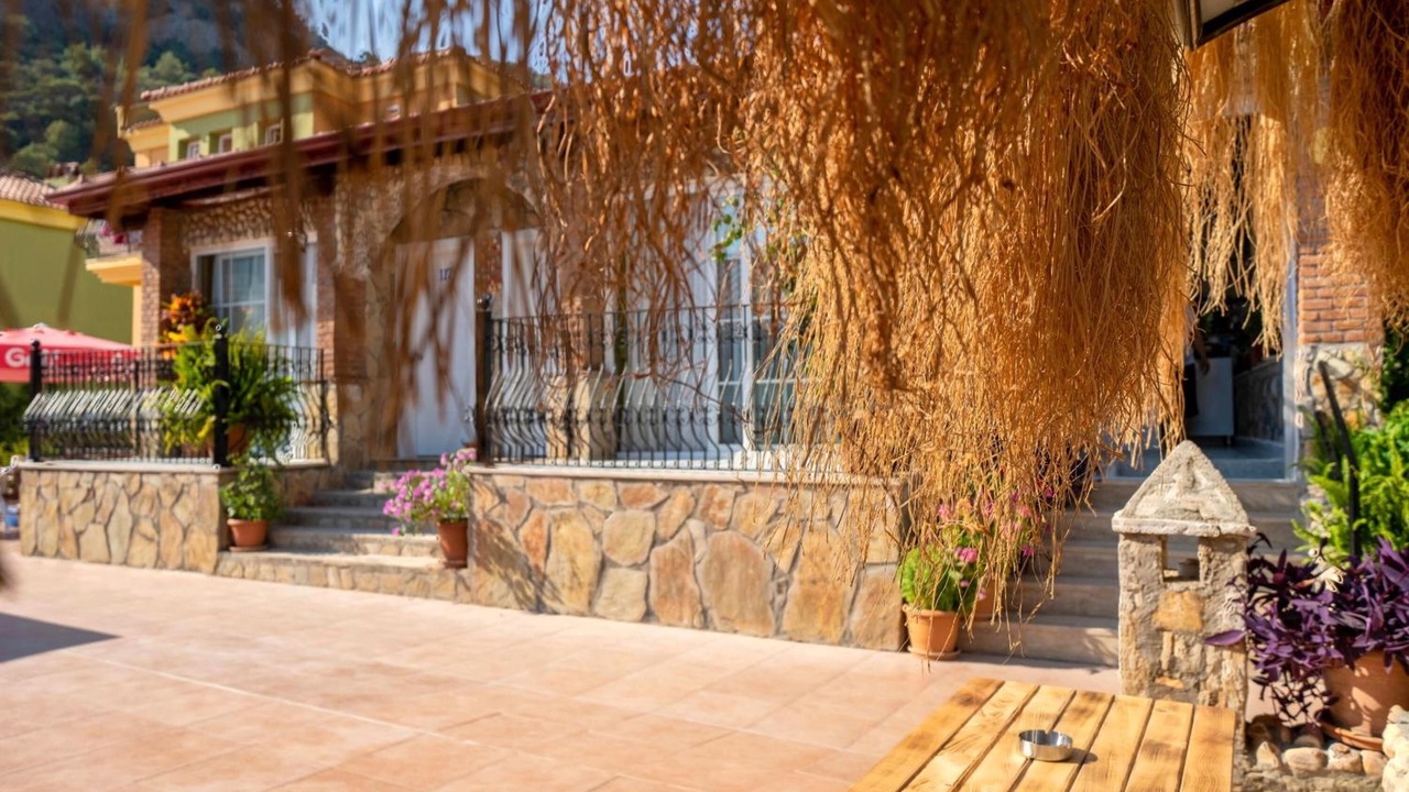 Photo of Patio Balcony in Oludeniz City Center