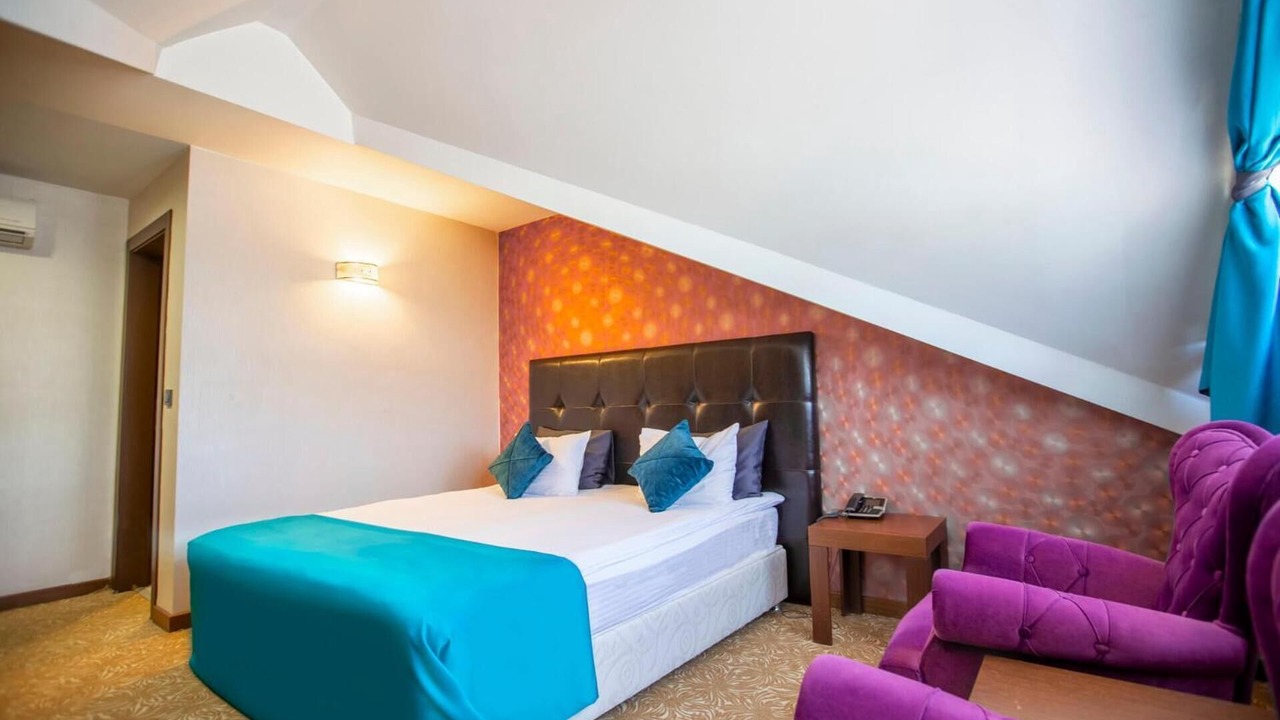 Photo of Bedroom in Elmalik