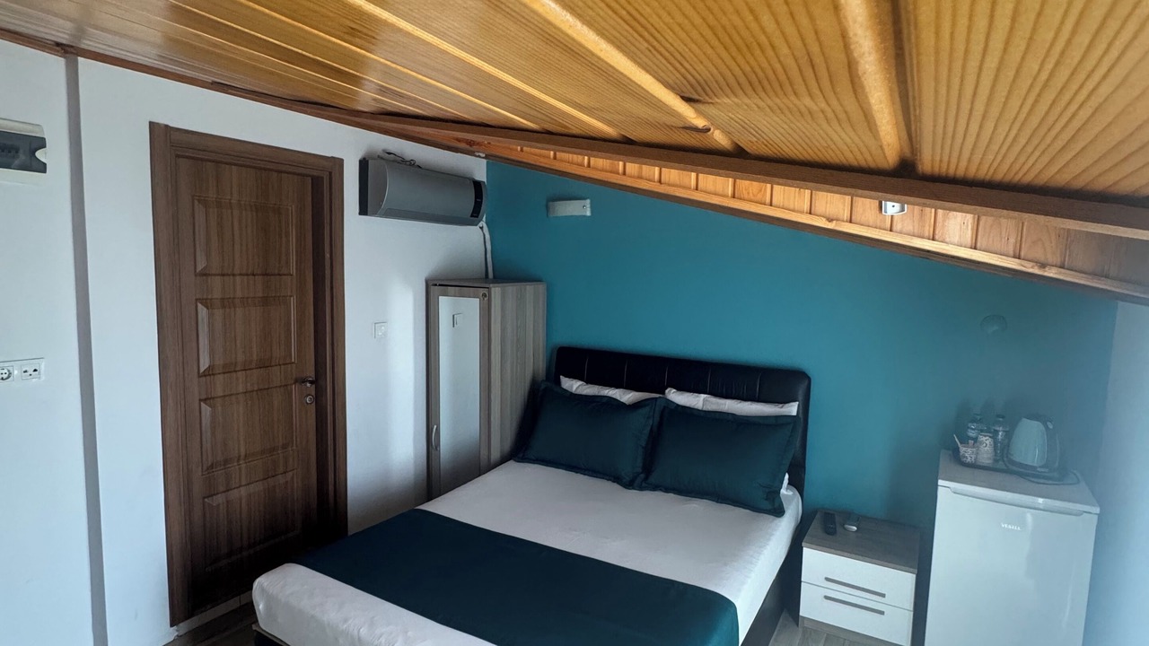 Photo of Bedroom in Ezine