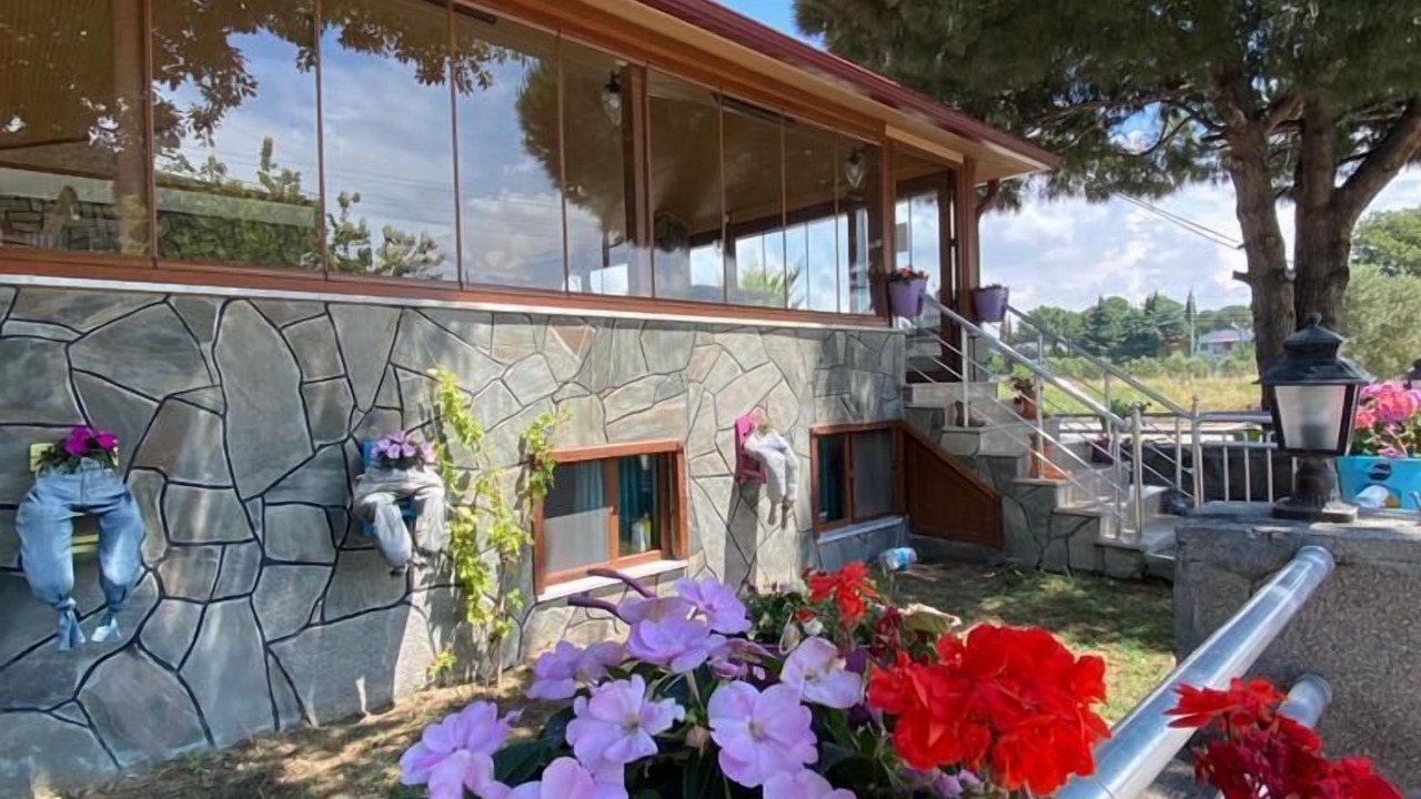 Photo of Outdoor in Ezine