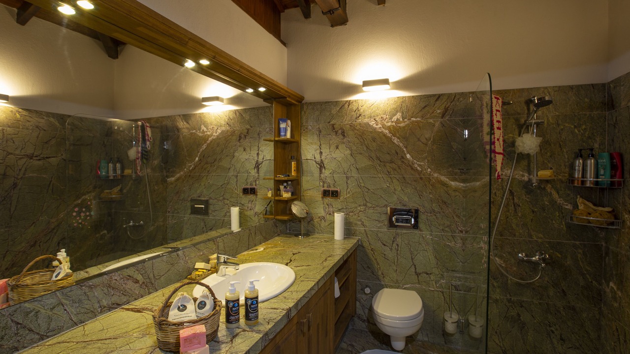 Photo of Bathroom in Adatepe