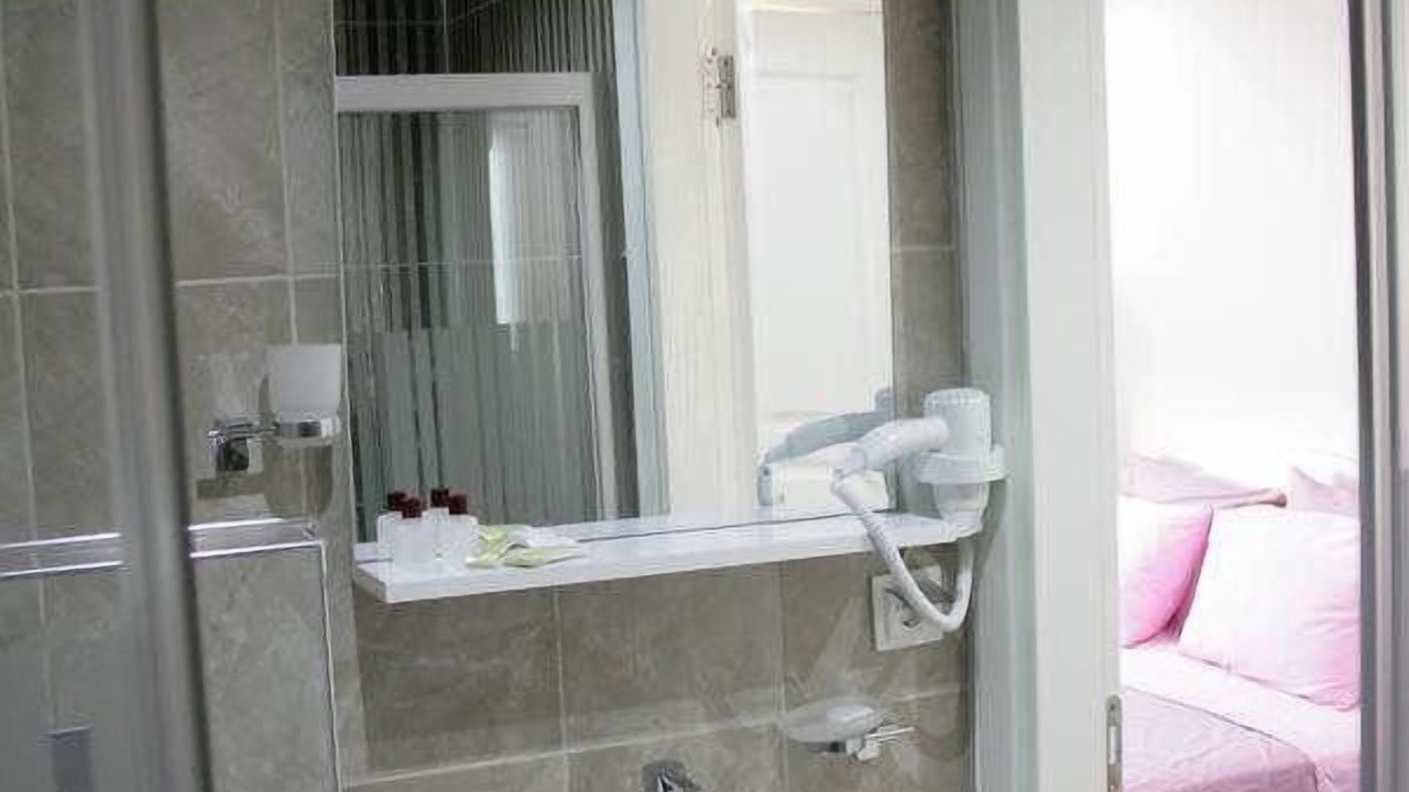 Photo of Bathroom in Yenisakran
