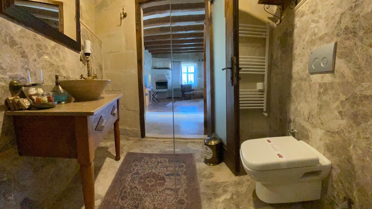 Photo of Bathroom in Cavusin