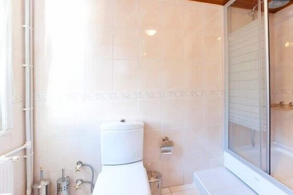 Photo of Bathroom in Anadolu Kavagı Mahallesi