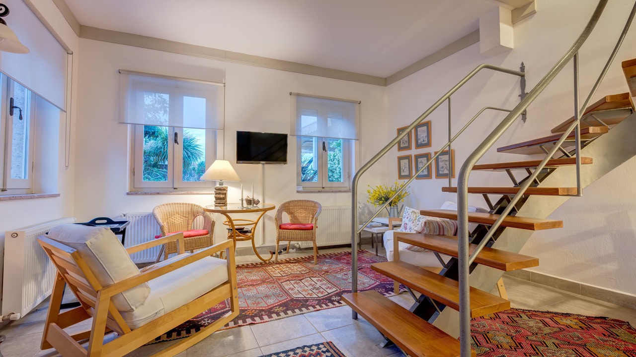 Photo of Livingroom in Ayvalik