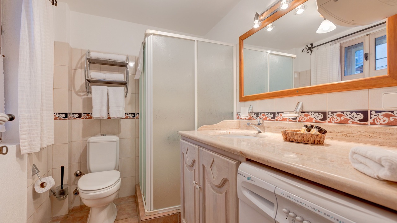 Photo of Bathroom in Ayvalik