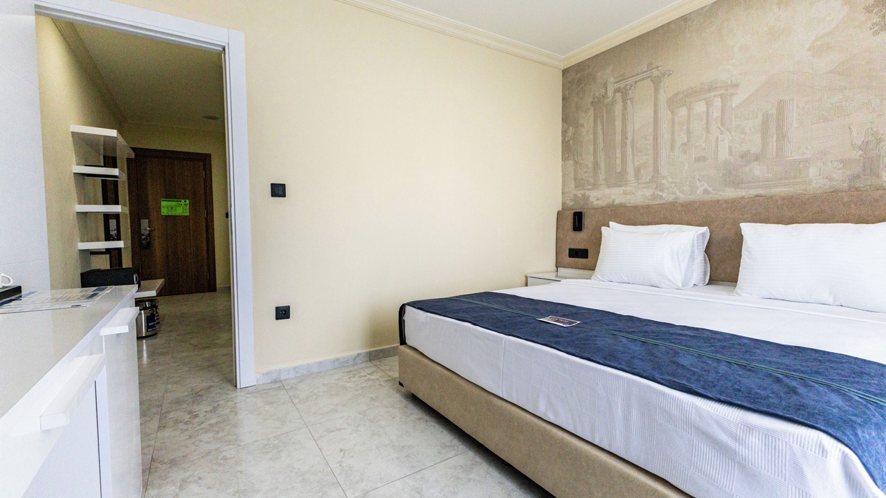 Photo of Bedroom in Altinkum
