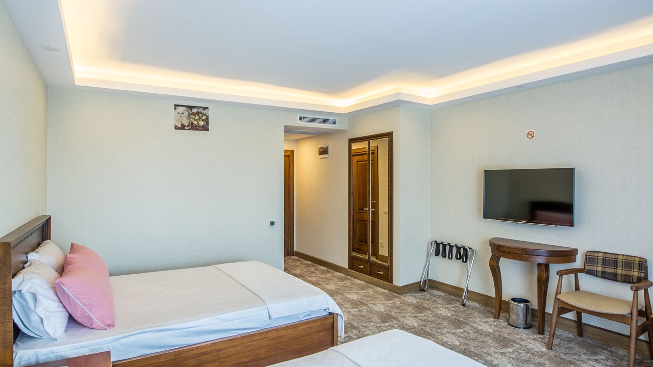 Photo of Bedroom in Ezine