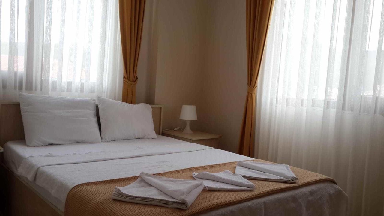 Photo of Bedroom in Yenifoca