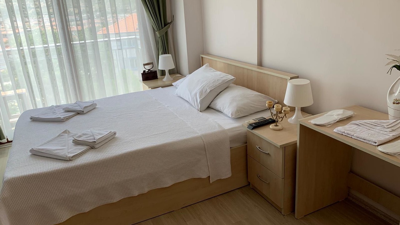 Photo of Bedroom in Yenifoca