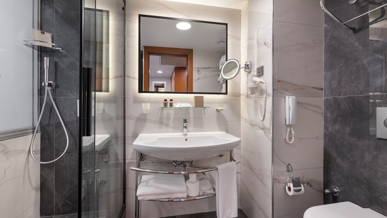 Photo of Bathroom in Gaziosmanpasa