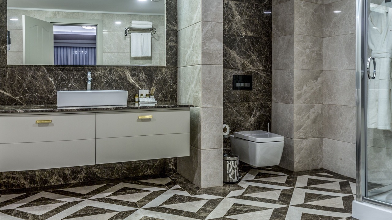 Photo of Bathroom in Karesi