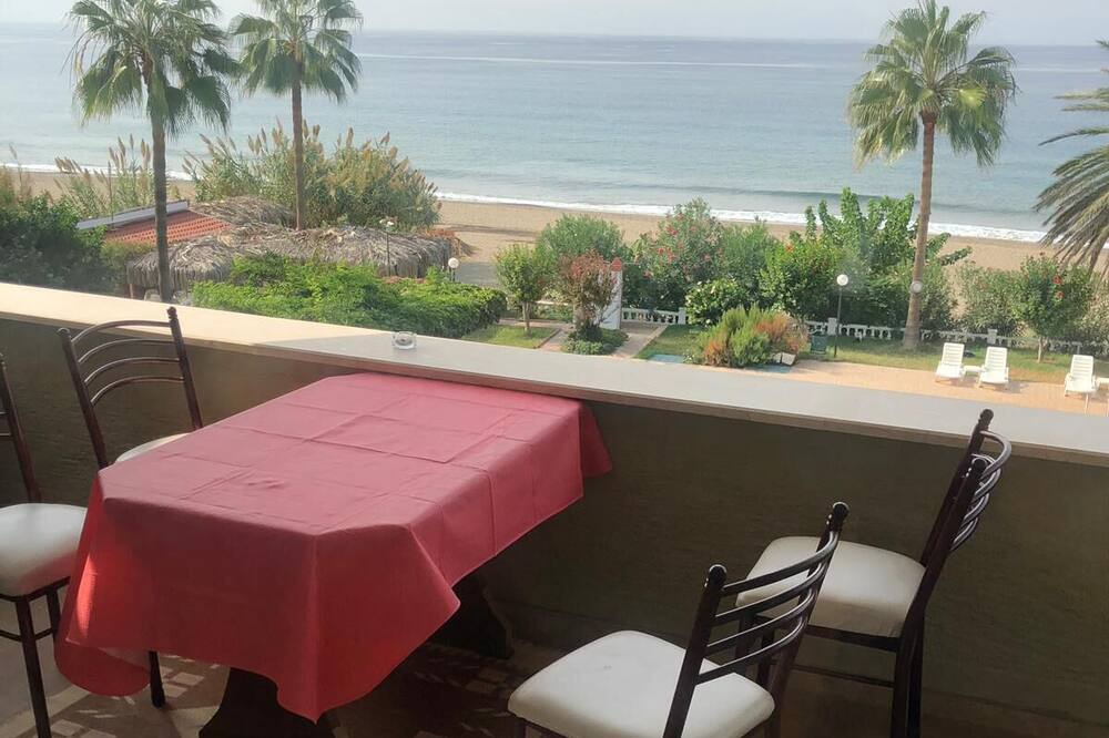 Photo of Patio Balcony in Seki