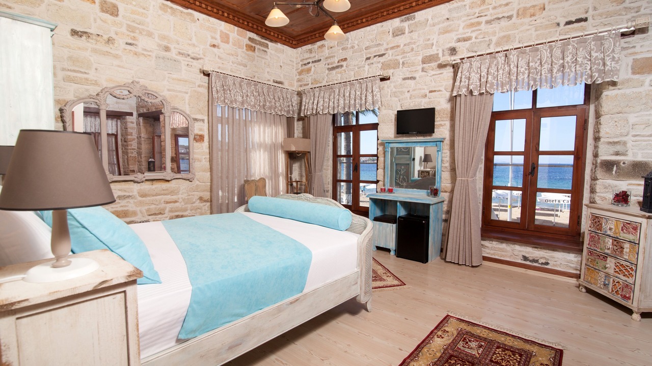 Photo of Bedroom in Yenifoca