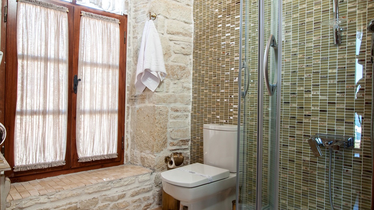 Photo of Bathroom in Yenifoca