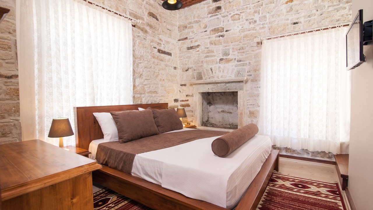 Photo of Bedroom in Yenifoca