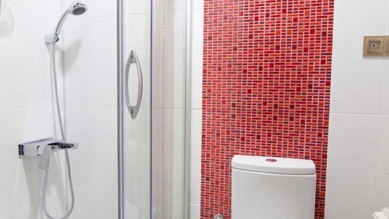Photo of Bathroom in Yenifoca