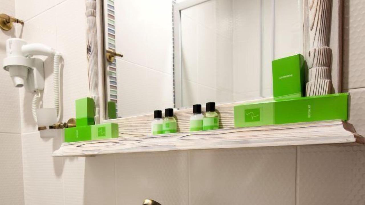 Photo of Bathroom in Yenifoca