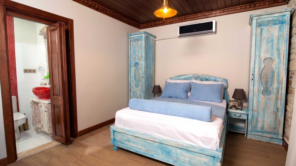 Photo of Bedroom in Yenifoca