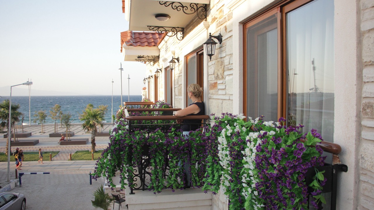 Photo of Buildings in Yenifoca