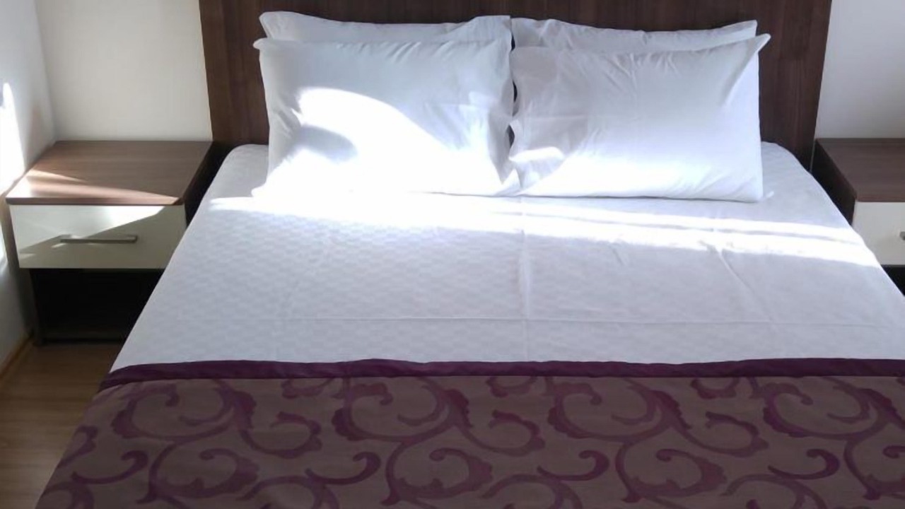 Photo of Bedroom in Ezine