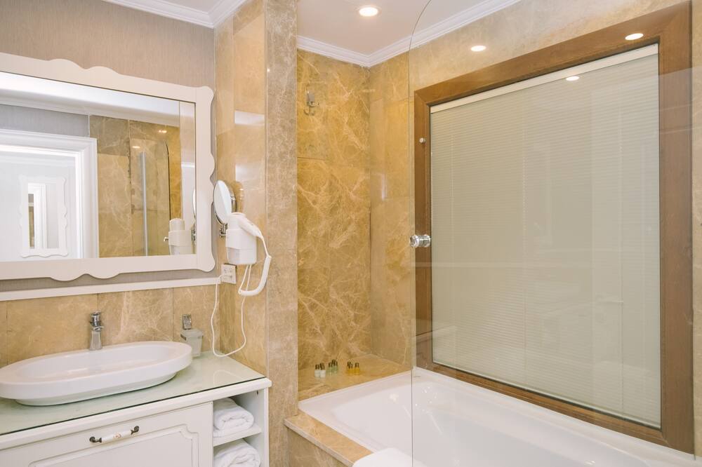 Photo of Bathroom in Luleburgaz