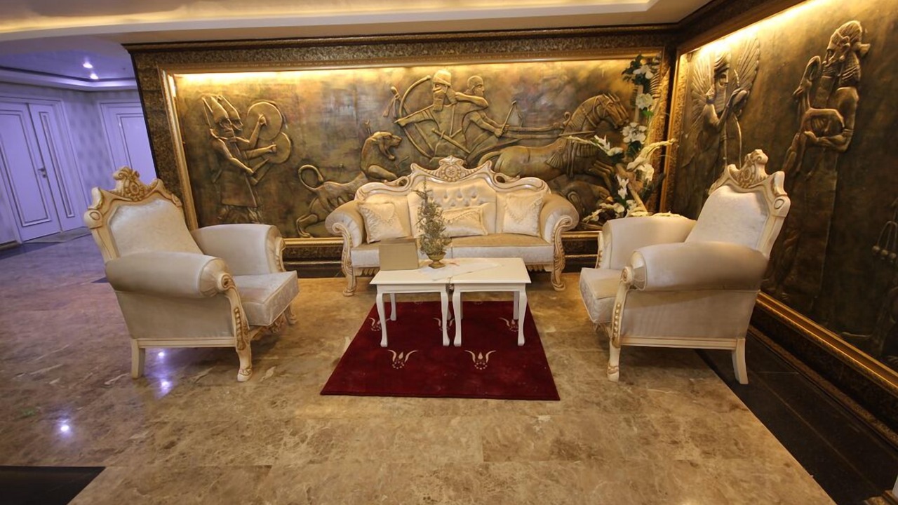 Photo of Livingroom in Batman