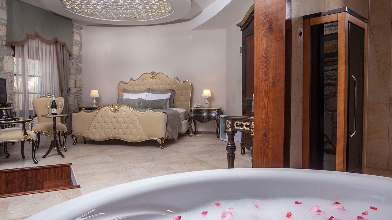 Photo of Bedroom in Yenifoca
