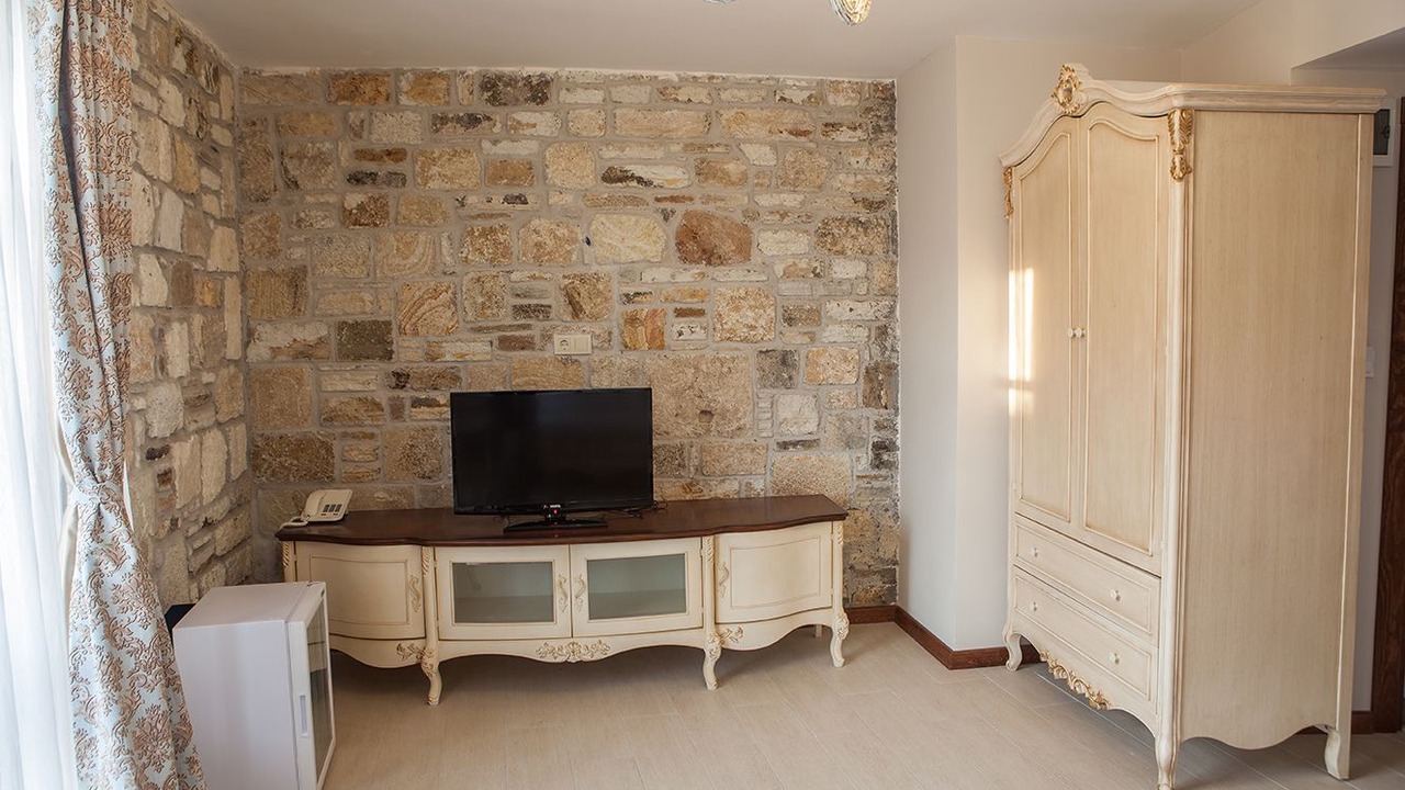Photo of Bedroom in Yenifoca