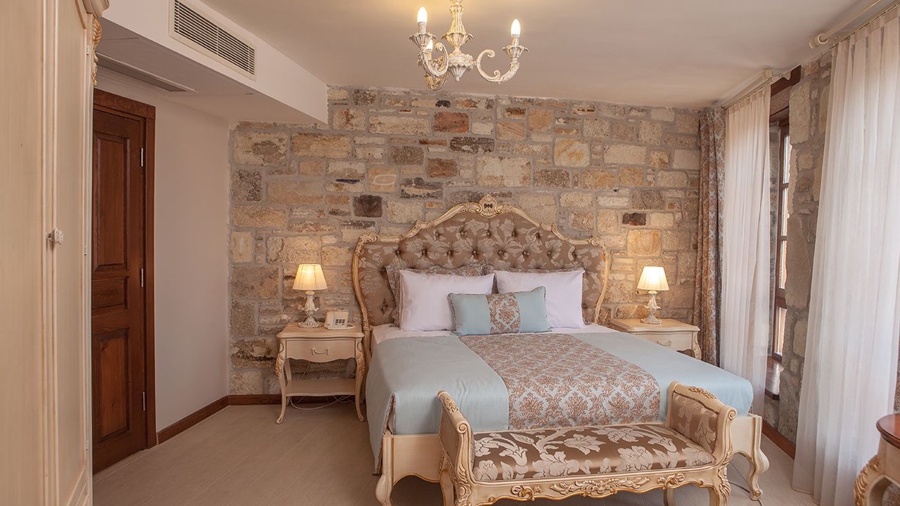 Photo of Bedroom in Yenifoca