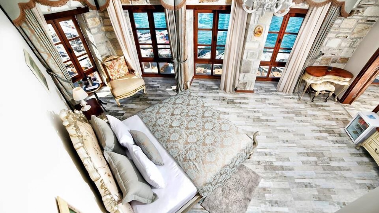 Photo of Bedroom in Yenifoca