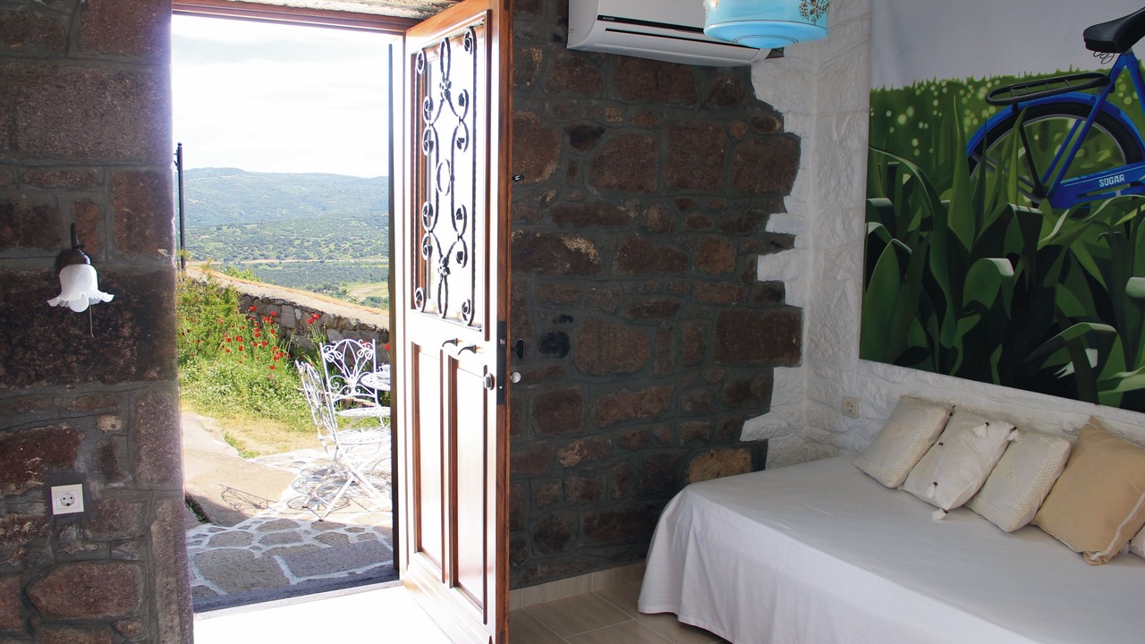 Photo of Bedroom in Behram