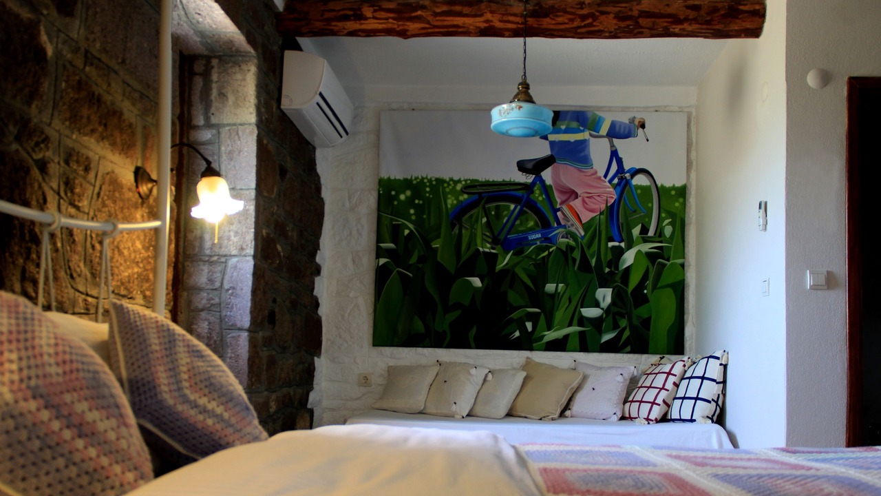 Photo of Bedroom in Behram